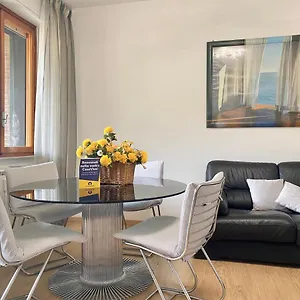 La Casa Di Fra - Lovely Trilo With Terrace In Appartamento Recco